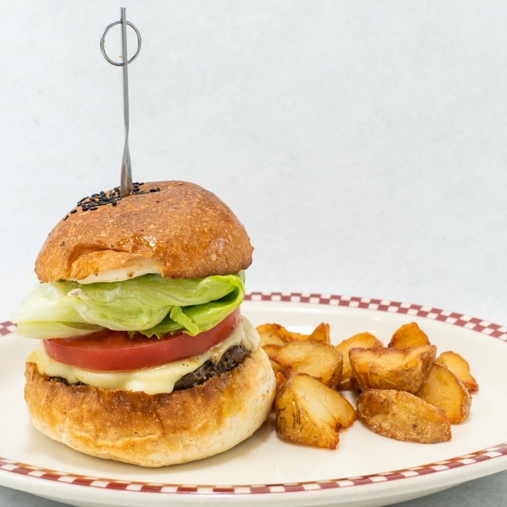 マッシュルームモッツァレラチーズバーガー